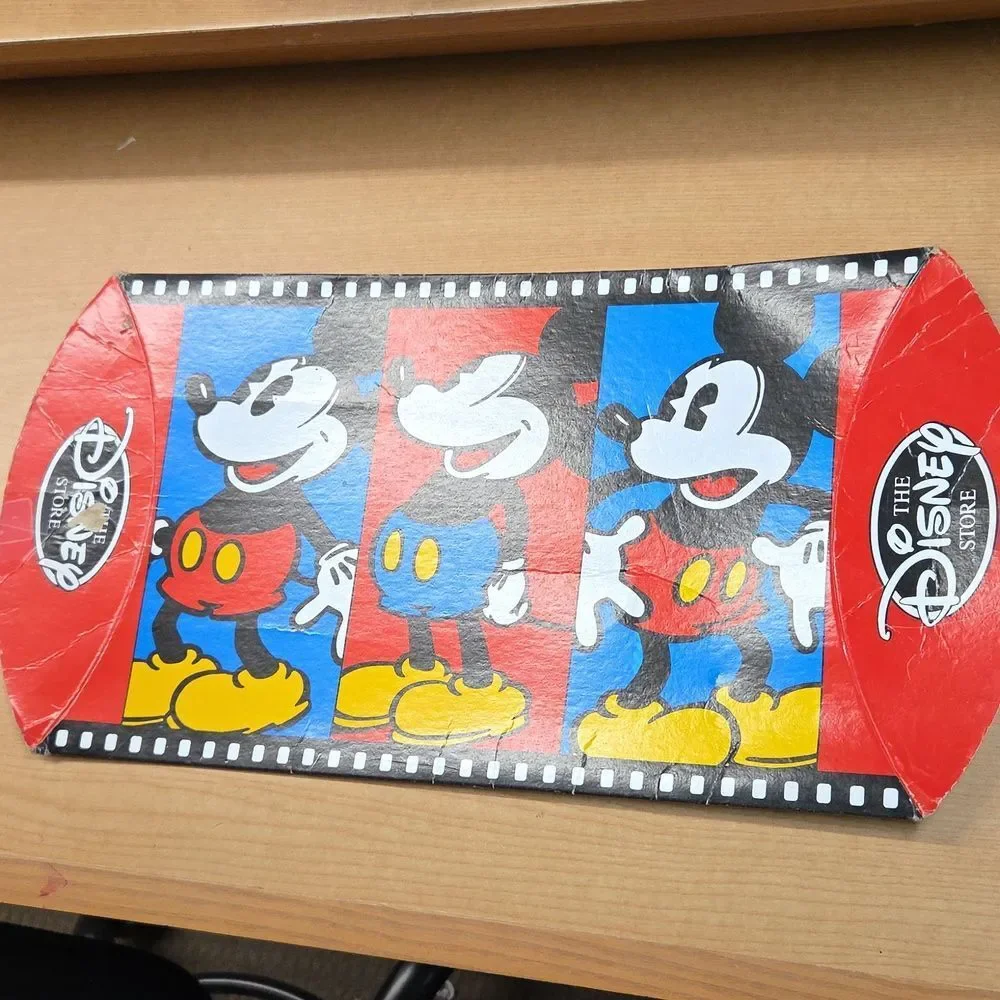 Mickey Mouse Disney bundle - Picture 7 of 16